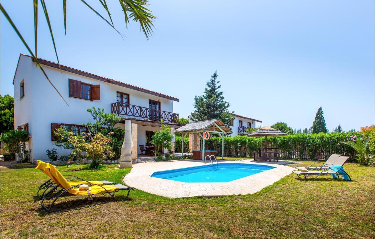 Amazing Home In Pomos With Wifi Exterior photo